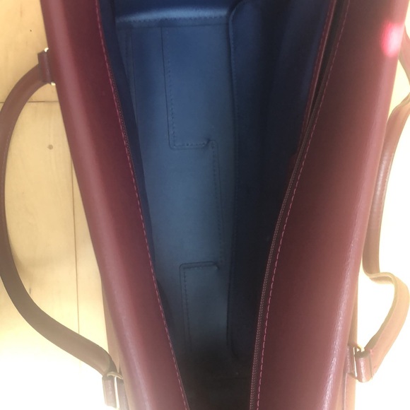 Maroon Tory Burch Robinson Tote - Picture 4 of 7